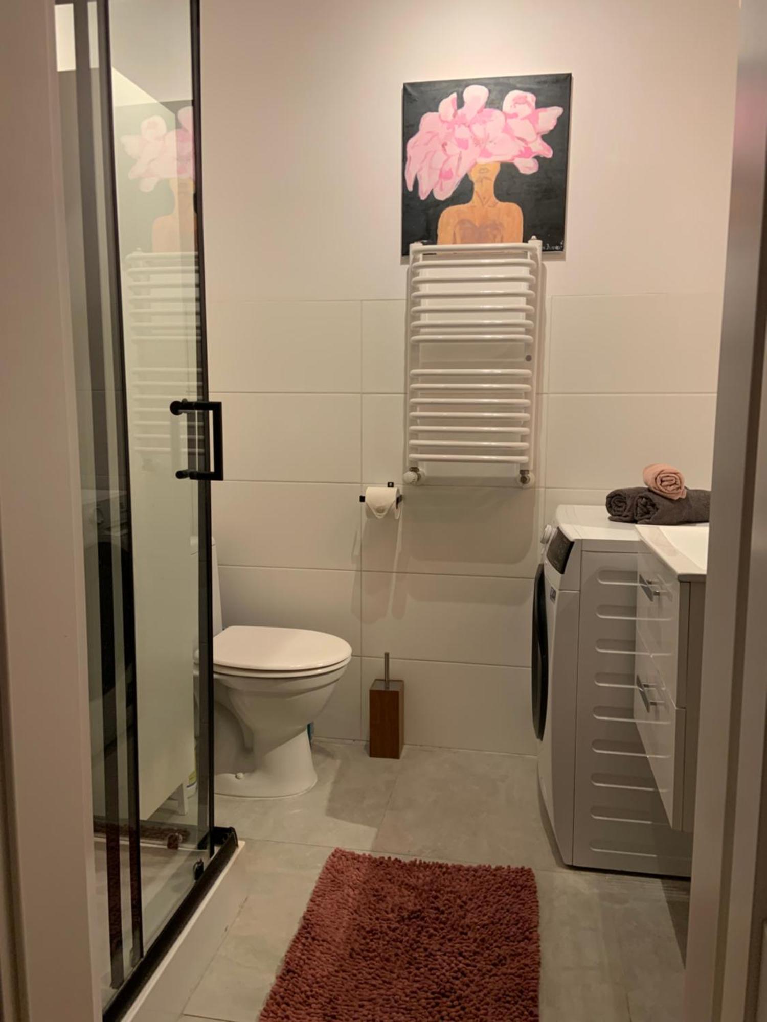 Garden Place Apartment Варшава Екстериор снимка