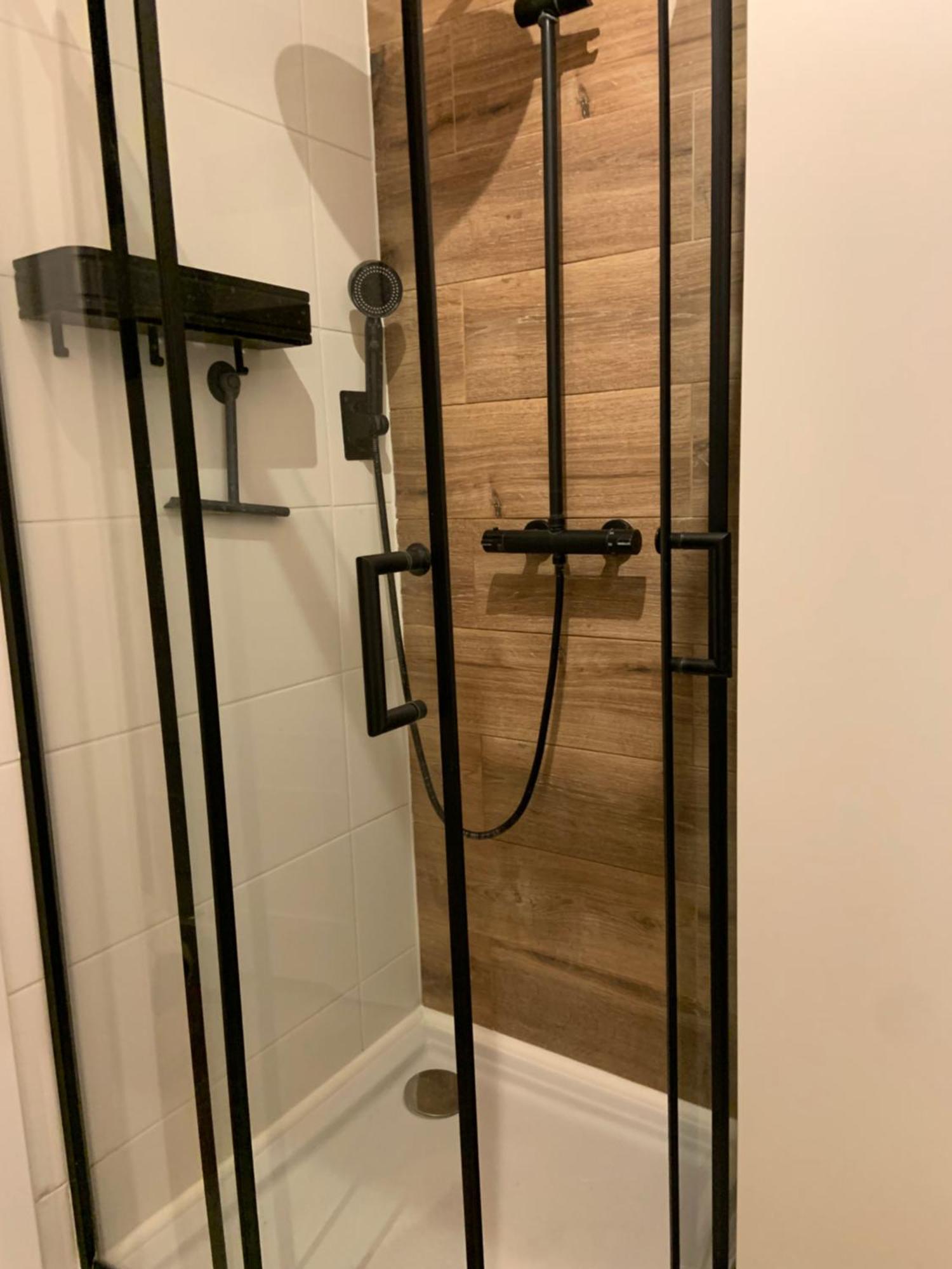 Garden Place Apartment Варшава Екстериор снимка