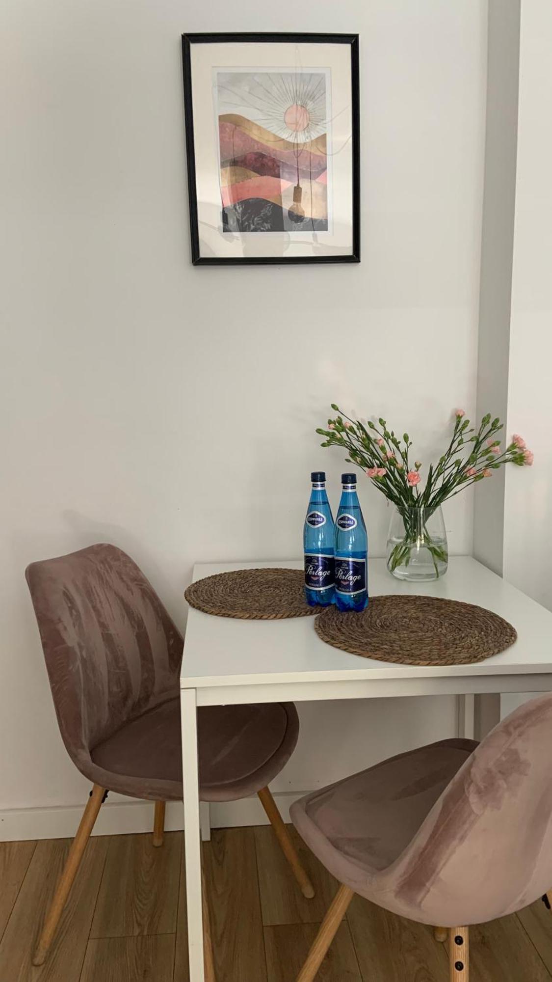 Garden Place Apartment Варшава Екстериор снимка