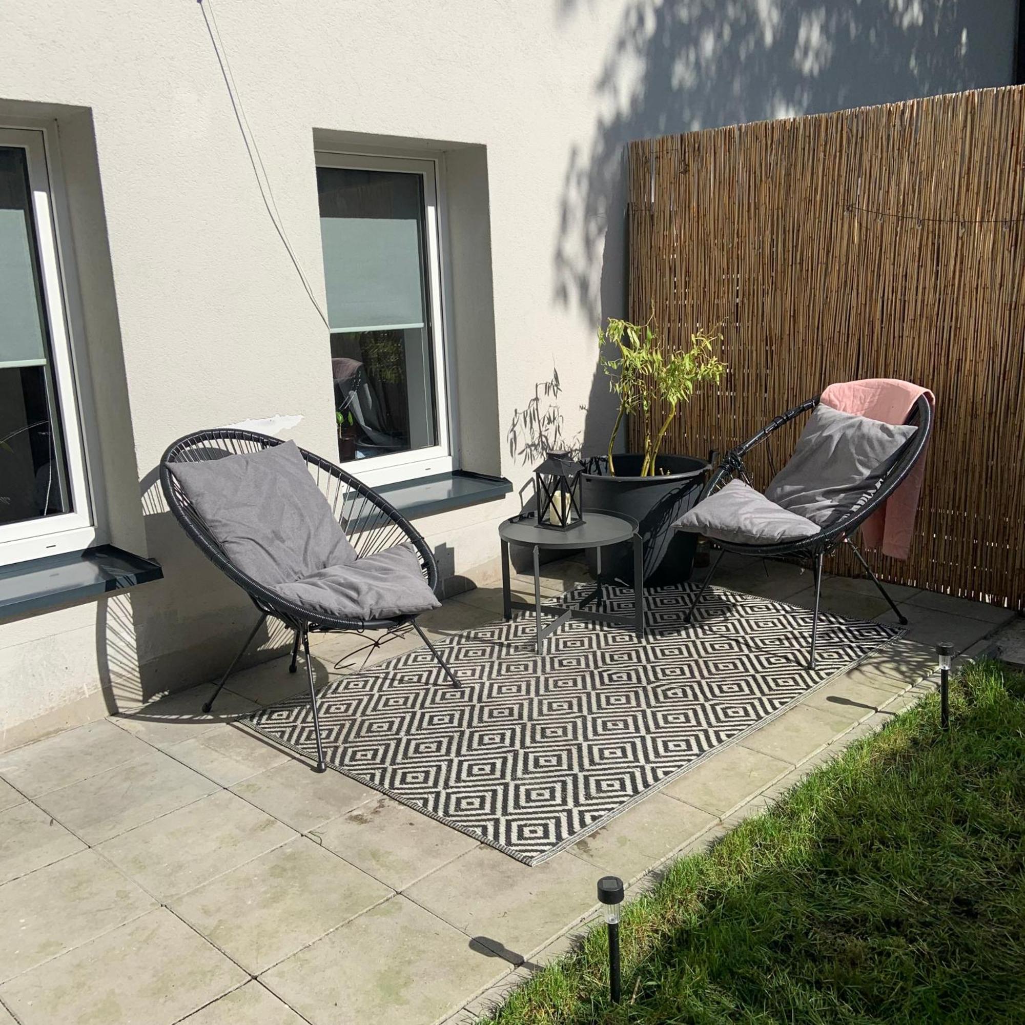 Garden Place Apartment Варшава Екстериор снимка